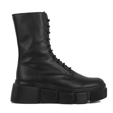Twiggy Black Laces